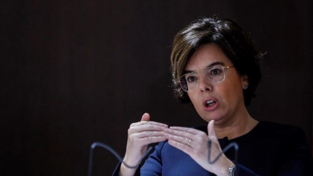 Soraya Sáenz de Santamaría.-/ PERIODICO (EFE / EMILIO NARANJO)