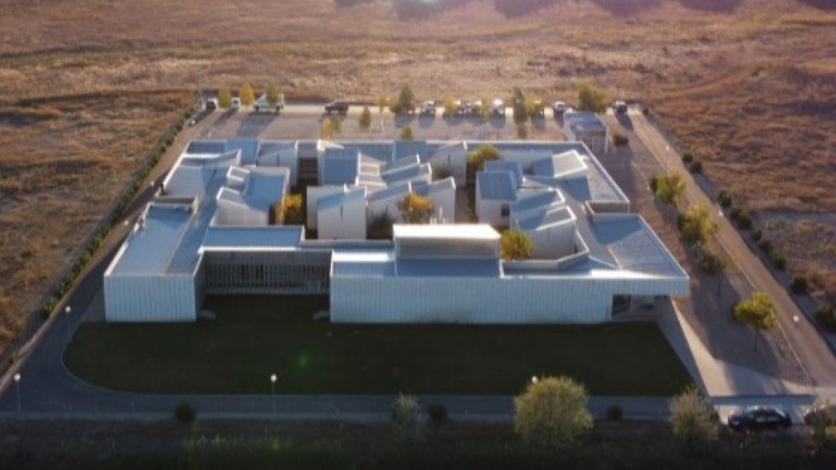 Residencia para mayores y Centro de Día de Aldeamayor de San Martín. -LA CASA DE LA ARQUITECTURA