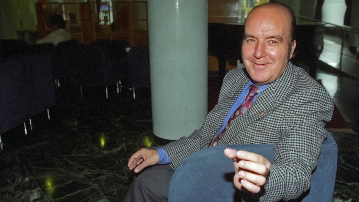 Chiquito de la Calzada, el humorista malagueño, en una de sus populares poses.-EL PERIÓDICO