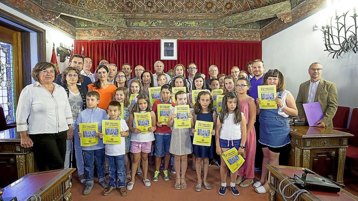 Alumnos premiados en el XV Concurso Literario ‘El Cuento Ilustrado’.-E. M.