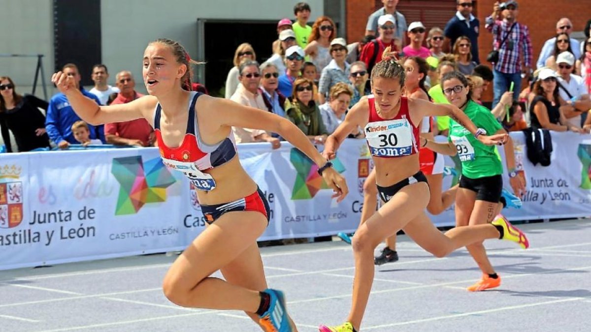Belén Mielgo se impone en los 80 metros lisos del Campeonato de España infantil.-MONTSE ÁLVAREZ