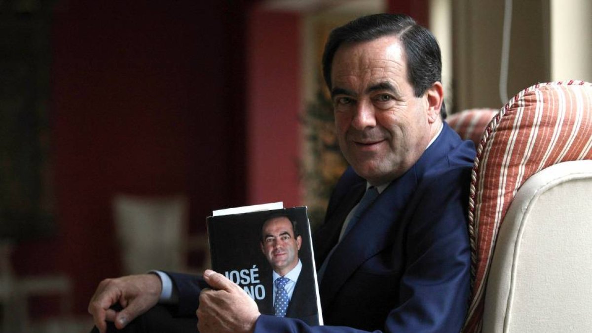 El dirigente socialista José Bono presenta su libro 'Diario de un ministro' en Valladolid-Ical