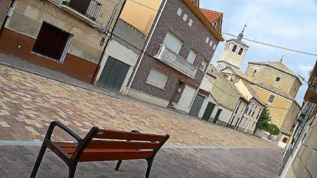 Calle incluida en la primera fase del Plan de Urbanización de Valoria la Buena-EL MUNDO