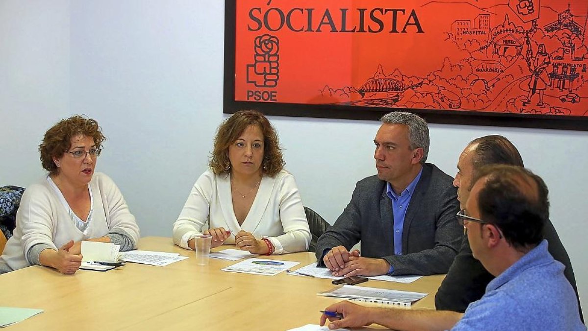 El PSOE de Valladolid se reúne con las organizaciones profesionales agrarias (opas).-ICAL