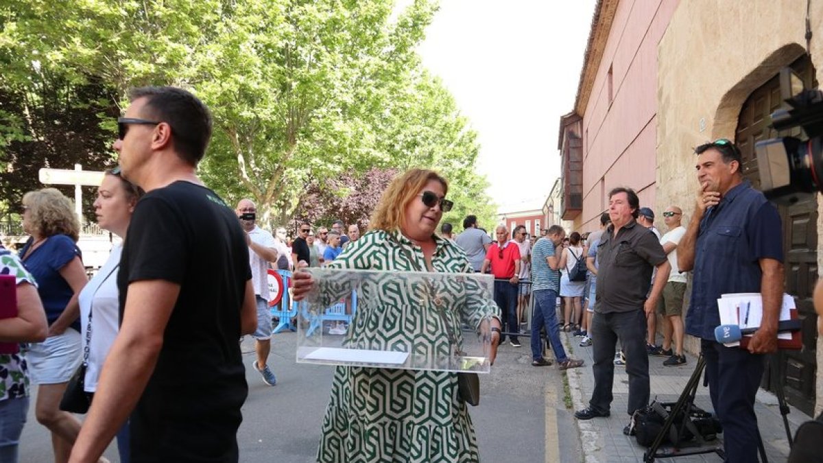 Una de las urnas de la asamblea de los trabajadores de Siro en Toro.- ICAL