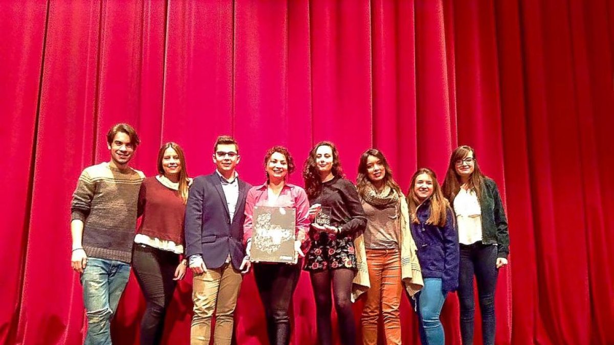 Grupo de teatro joven ‘Los Otros’ de la localidad de Quintanilla de Onésimo.-EL MUNDO