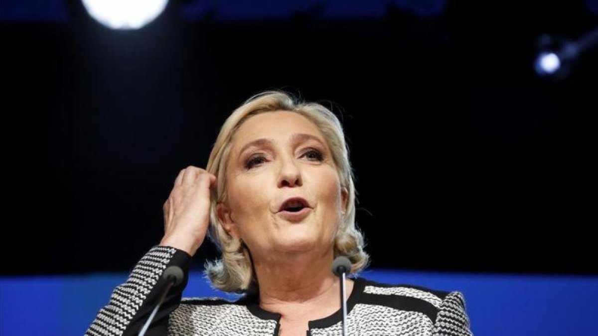 La dirigente ultraderechista Marine Le Pen.-LAURENT CIPRIANI (AP)