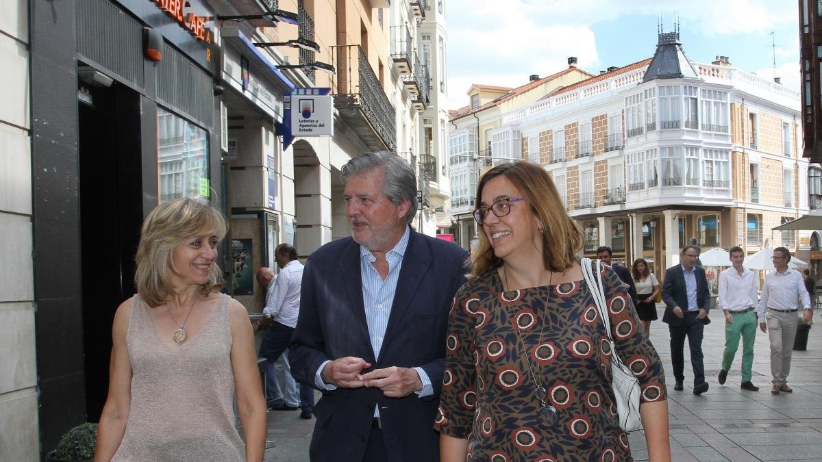 El diputado nacional del PP, Íñigo Méndez de Vigo, en representación de la candidatura de Soraya Saénz de Santamaría-BRÁGIMO / ICAL
