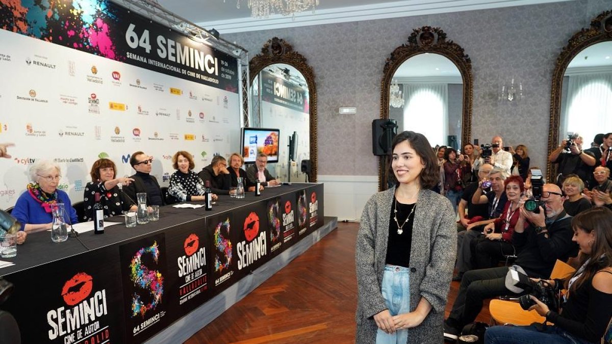 Camila Kater, galardonada con el premio al mejor corto europeo con ‘Carne’, presente en la lectura del palmarés.-ICAL