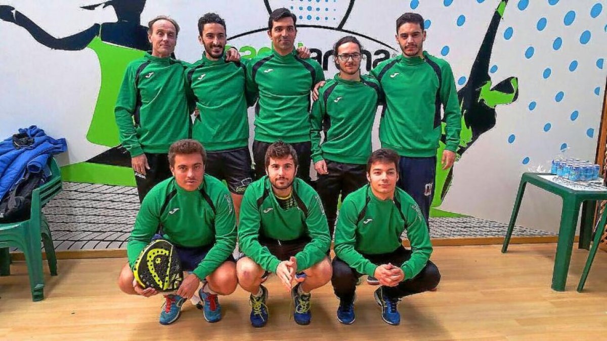 La plantilla del Pádel Arena, actual líder de la Primera masculina. competición.-EL MUNDO