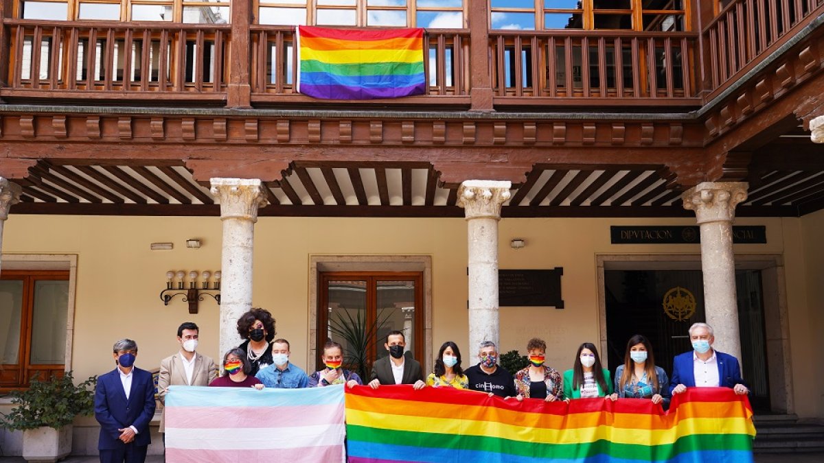 El presidente de la Diputación de Valladolid, Conrado Íscar, en la celebración del Día del Orgullo. - ICAL