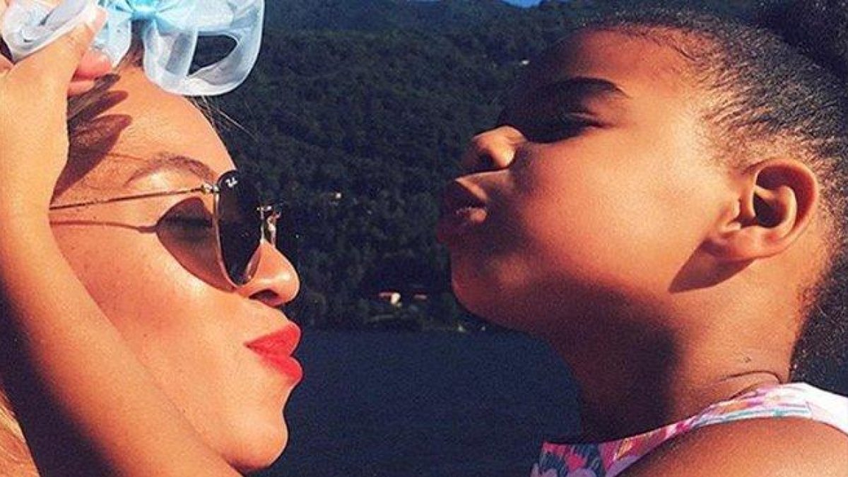 Beyoncé posa con su hija Blue Ivy.-INSTAGRAM