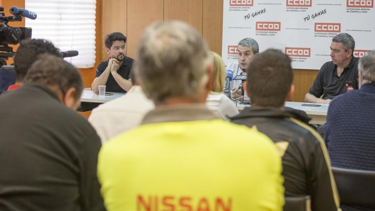 El Comité de Empresa de Nissan celebra una rueda de prensa-ICAL