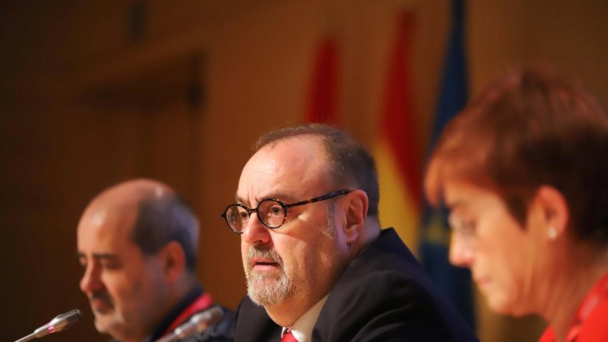 Fernando Rey durante en el congreso de directores de institutos de Secundaria de España.-ICAL