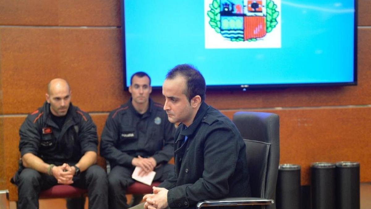 Imagen del acusado durante el juicio celebrado en Vitoria.-ARABA PRESS