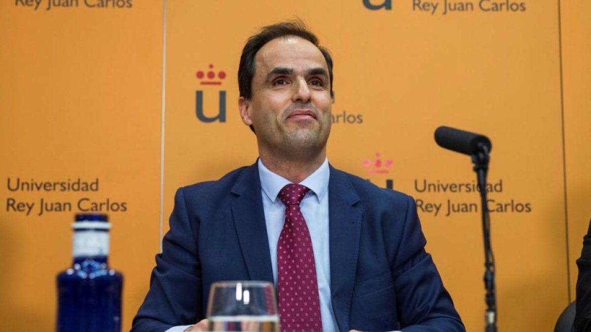 El rector de la Universidad Rey Juan Carlos de Madrid, Javier Ramos. /-VMO (EFE / RODRIGO JIMÉNEZ)