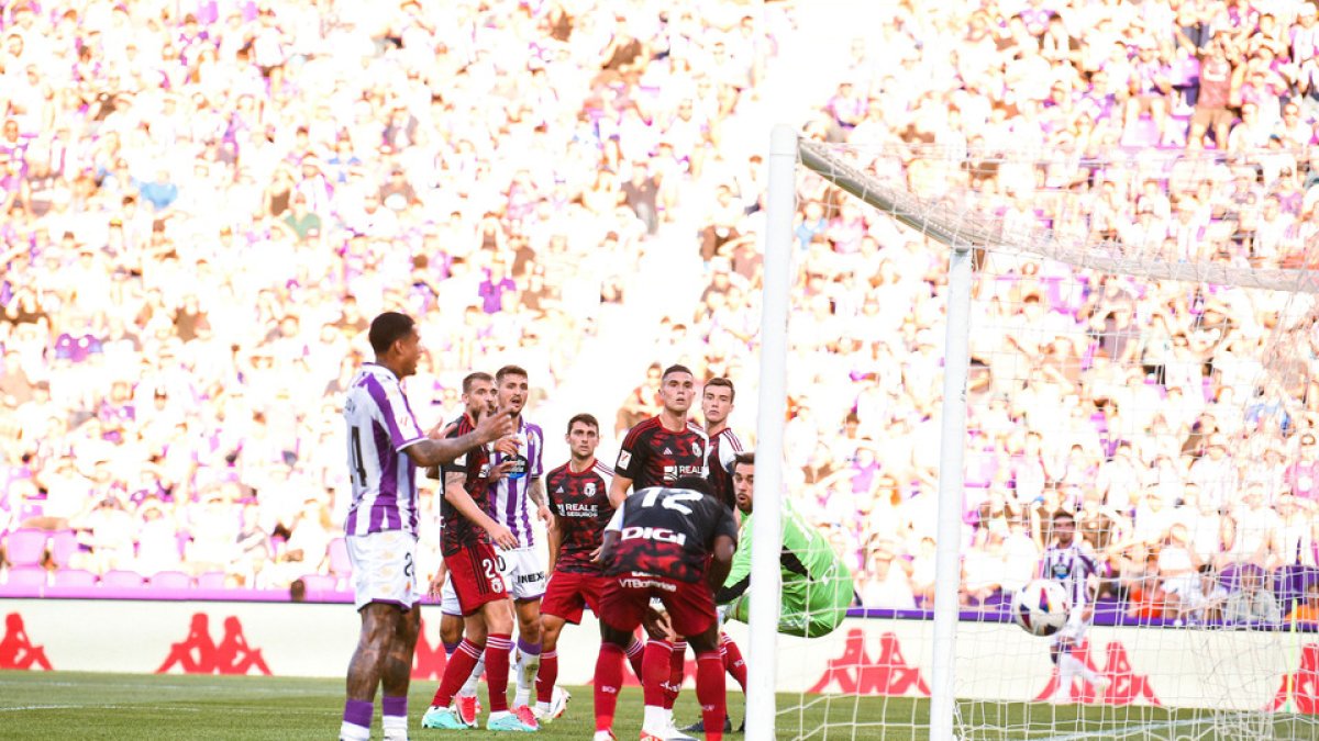 Gol del Real Valladolid ante el Burgos en Zorrilla. / RV