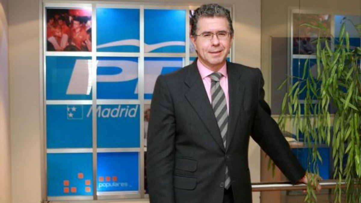 -EL PERIÓDICO
