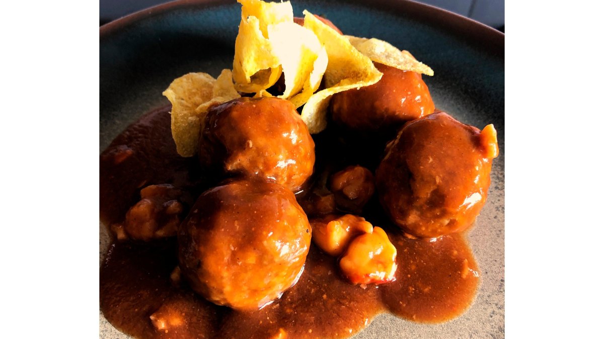 Albóndigas de pollo a la pepitoria