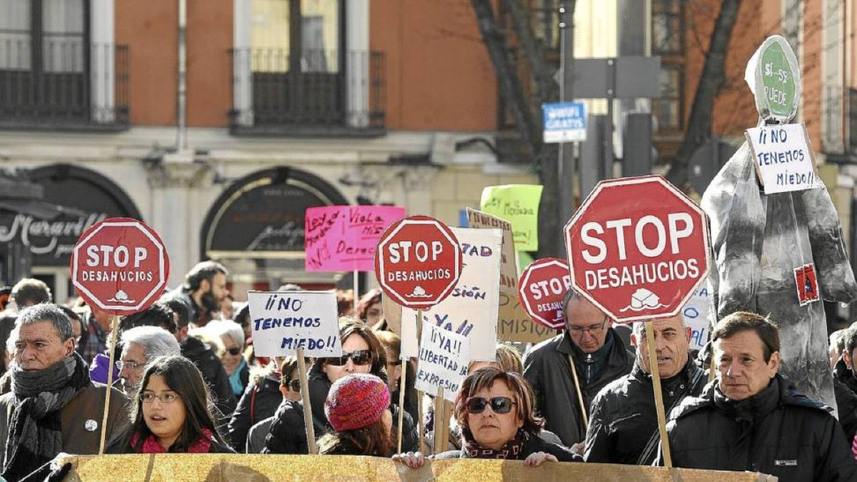 Inicio de la manifestación contra la nueva Ley de Seguridad Ciudadana en la plaza de la Libertad-Ical
