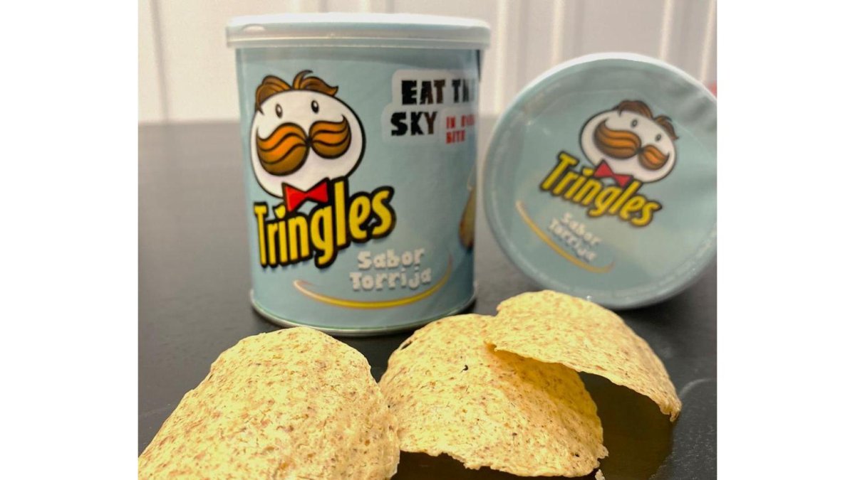'Tringles', creada por el pastelero y propietario de Xokoreto, José Ignacio Colinas, gana el premio de 'torrija innovadora' en el VIII Concurso Nacional de Torrijas. -E.M.