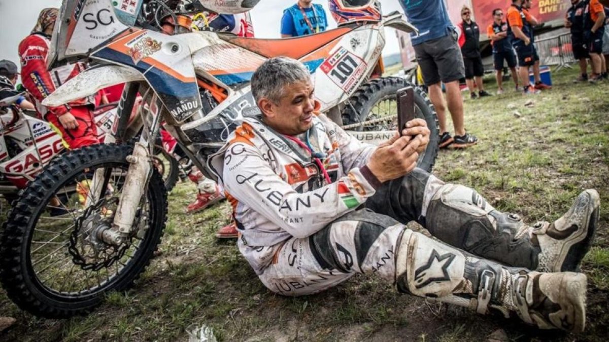 El cocinero Nandu Jubany, tras una de las durísimas etapas del Dakar-2018.-/ DUDA BAIRROS