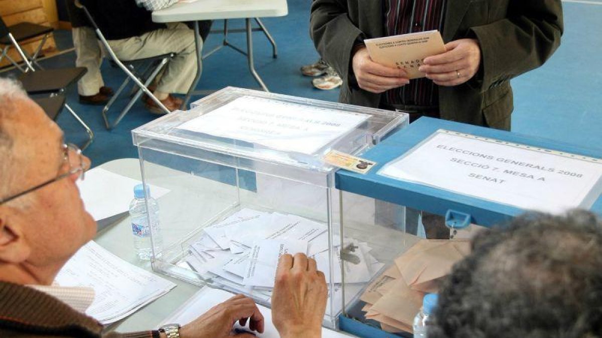 Urnas en las elecciones del 2008.-EL PERIÓDICO