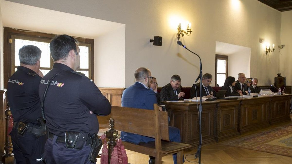 Juicio contra el crimen de Mónica Berlanas por violencia de género.-ICAL