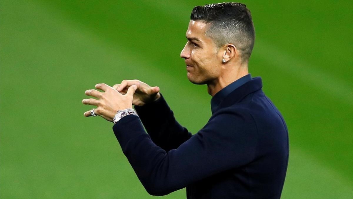 Cristiano Ronaldo, en Old Trafford antes del United-Juventus de la Champion-JASON CAIRNDUFF