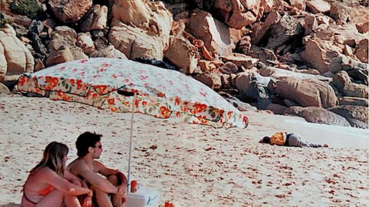 La fotografía con la que Javier Bauluz ganó el premio Pulitzer hace diez años recuerda al reciente hallazgo del pequeño niño sirio en una playa de Turquía.-JAVIER BAULUZ