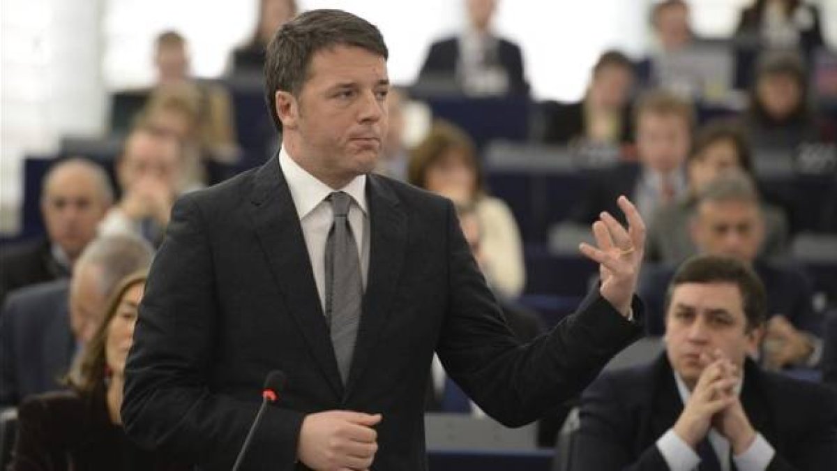 Matteo Renzi, en el Parlamento Europeo.-Foto: EFE / PATRICK SEEGER