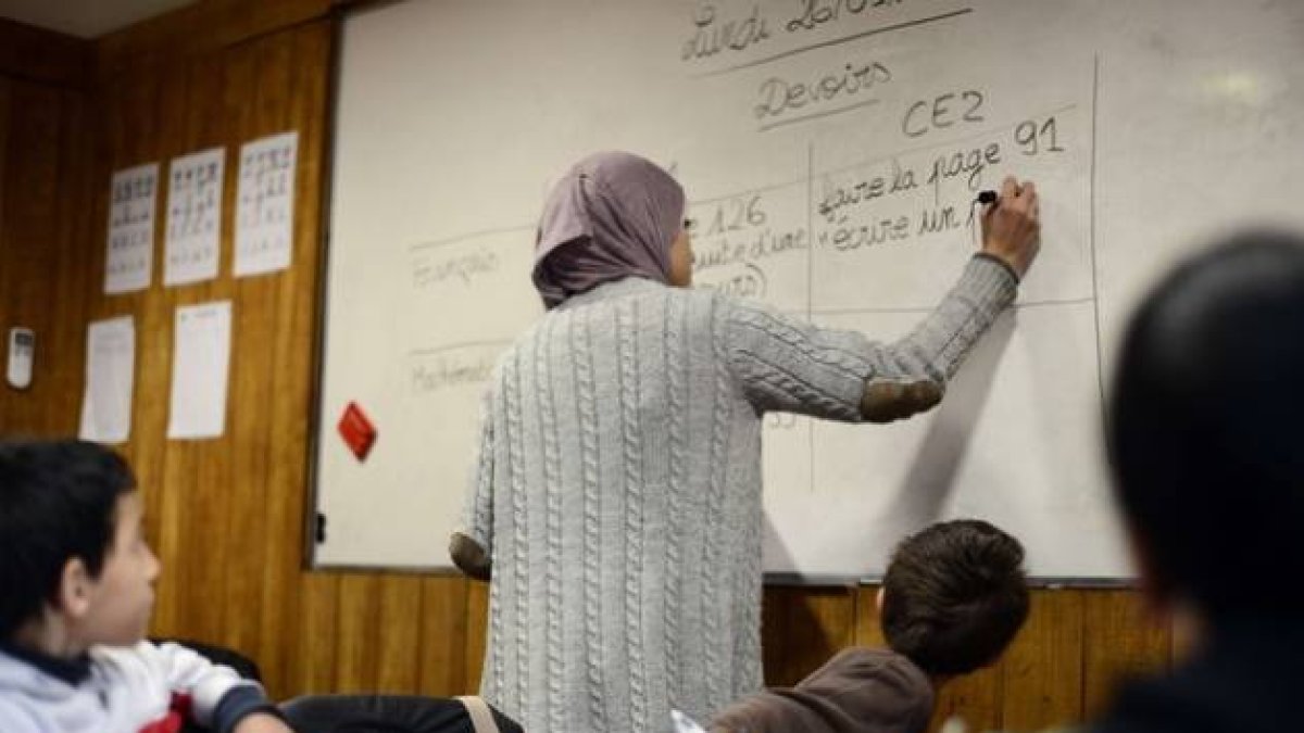 Una clase en un colegio de confesión musulmana en Toulouse.-Foto: AFP / REMY GABALDA