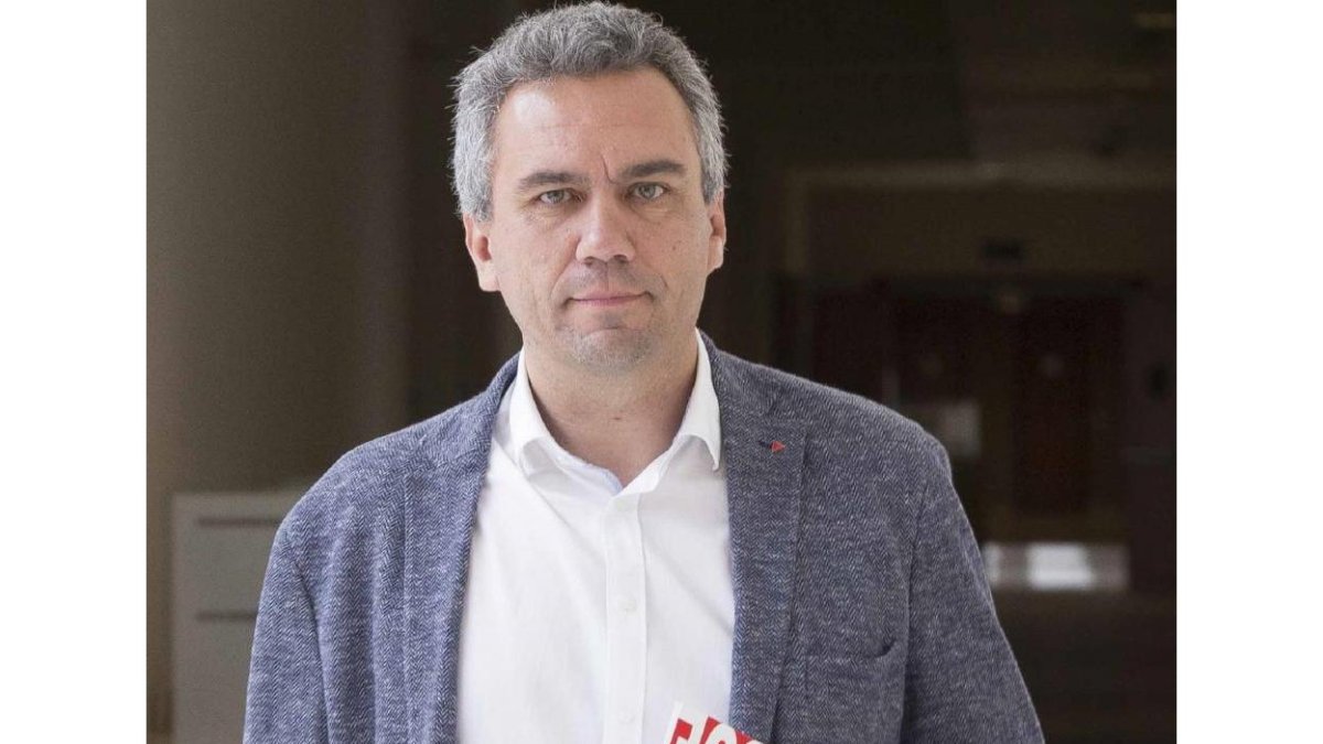 El secretario general del PSOE en Valladolid y presidente del grupo en las Cortes, Javier Izquierdo-ICAL