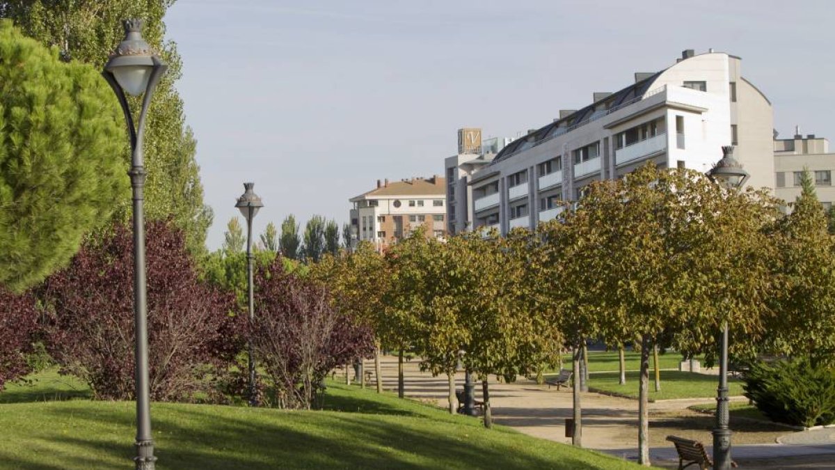 Parque de Las Villas donde se produjo la violación de la joven el pasado 1 de agosto-J.M.Lostau