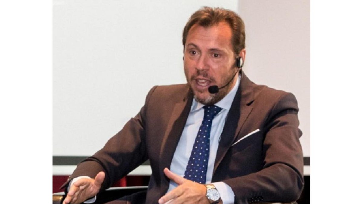Óscar Puente, en el Club de Prensa de EL MUNDO DE CASTILLA Y LEÓN.-PABLO REQUEJO/PHOTOGENIC