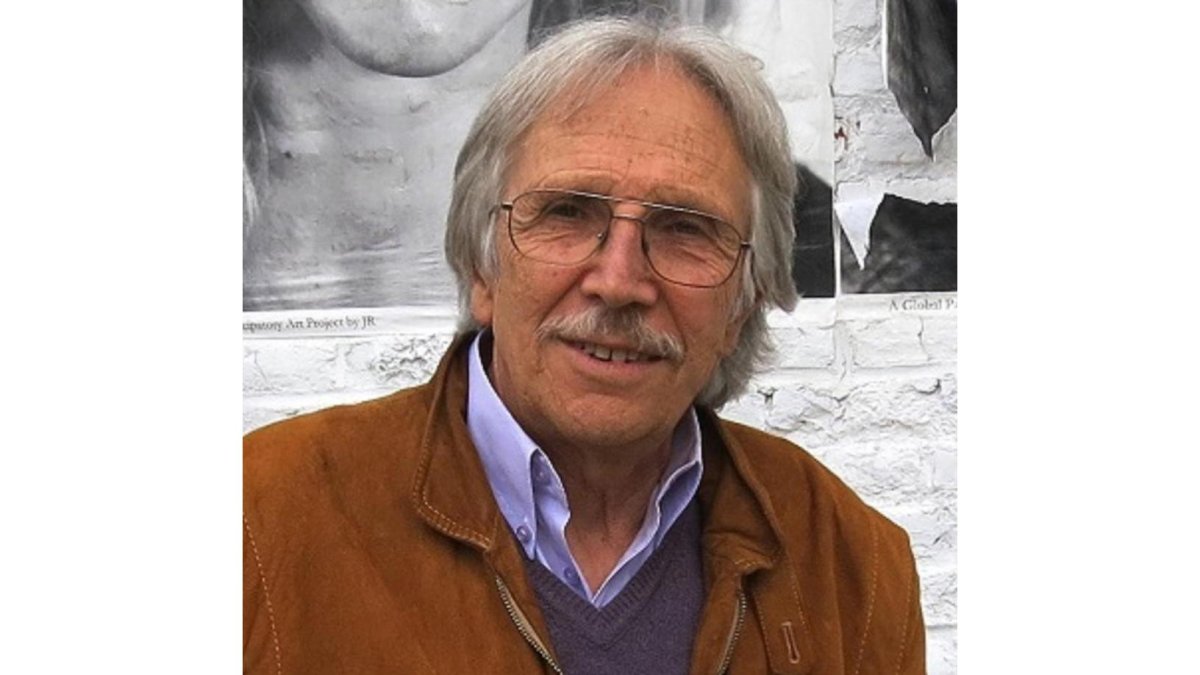 Mario Brenta.-