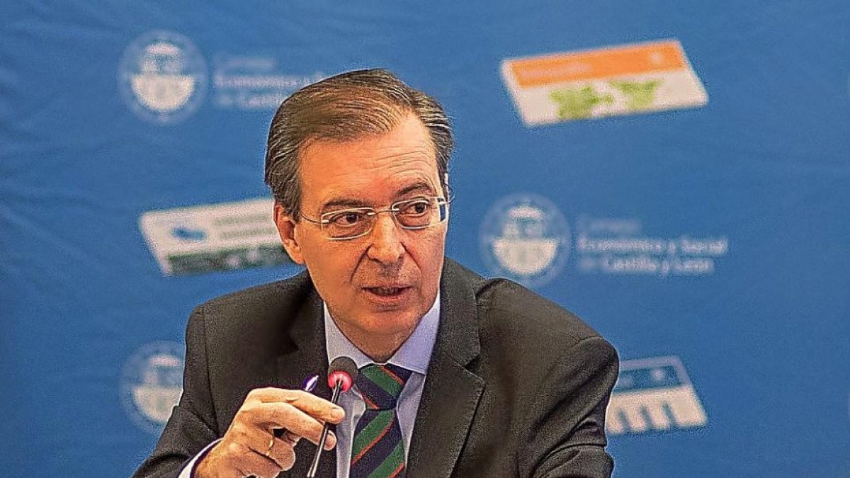 Germán Barrios, reelegido presidente del CES.-E.M.