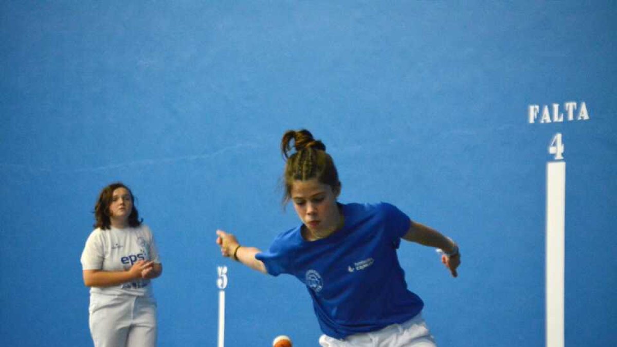 Primeros partidos en categoría femenina. / E. M.