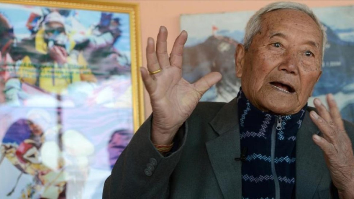 Min Bahadur Sherchan, durante una entrevista en Katmandú.-AFP / PRAKASH MATHEMA