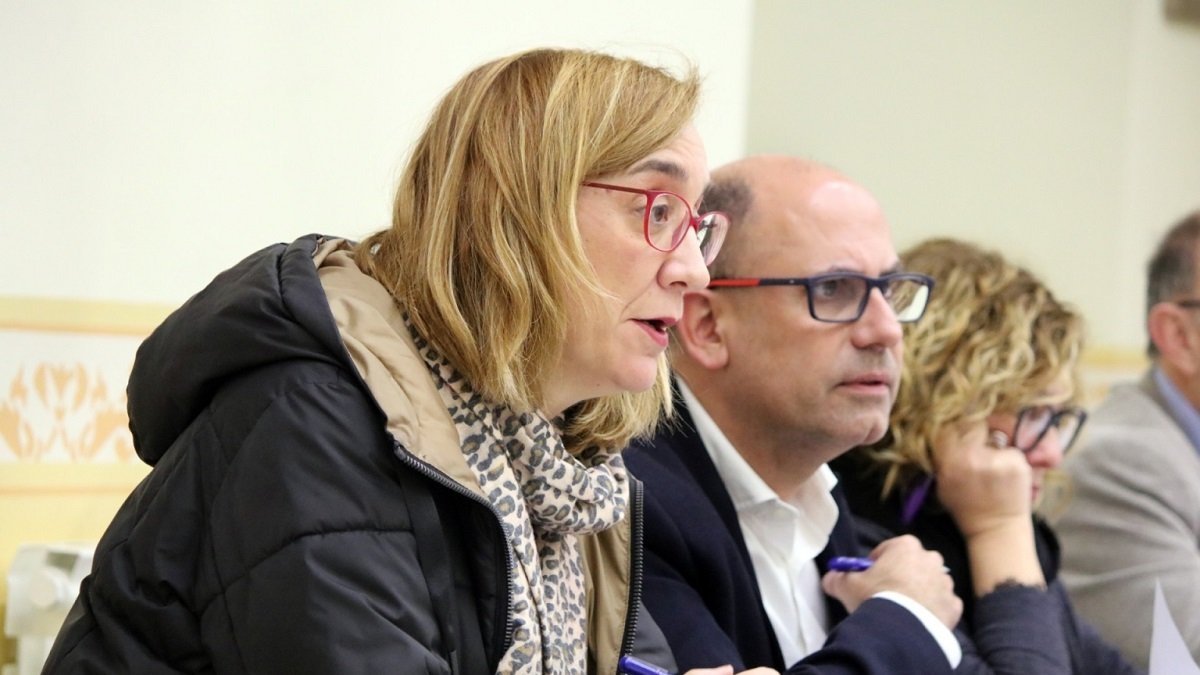Rocío Anguita, concejal de VTLP, y Luis Vélez, concejal del PSOE. -VTLP
