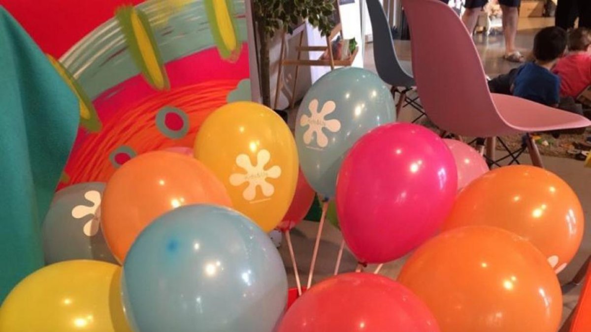 Globos en Navival.-Imagen escogida de la página feriavalladolid.com.