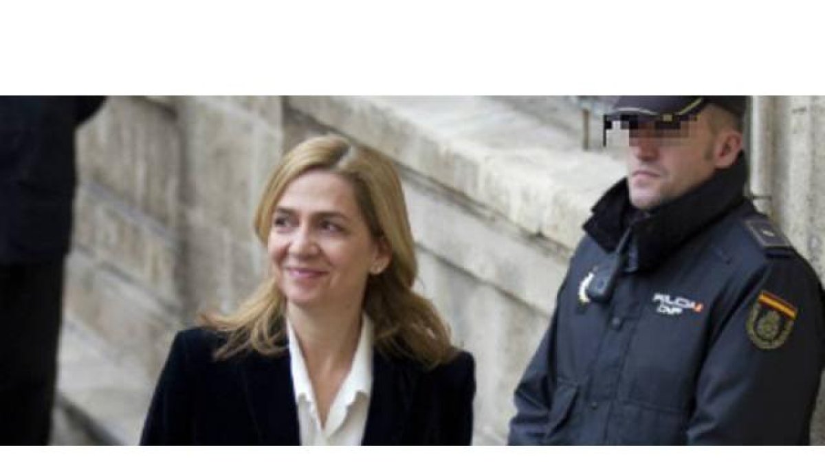 La infanta Cristina, el 8 de febrero del 2014, cuando acudió a declarar, en Palma, ante el juez Castro.-Foto: AFP / JAIME REINA