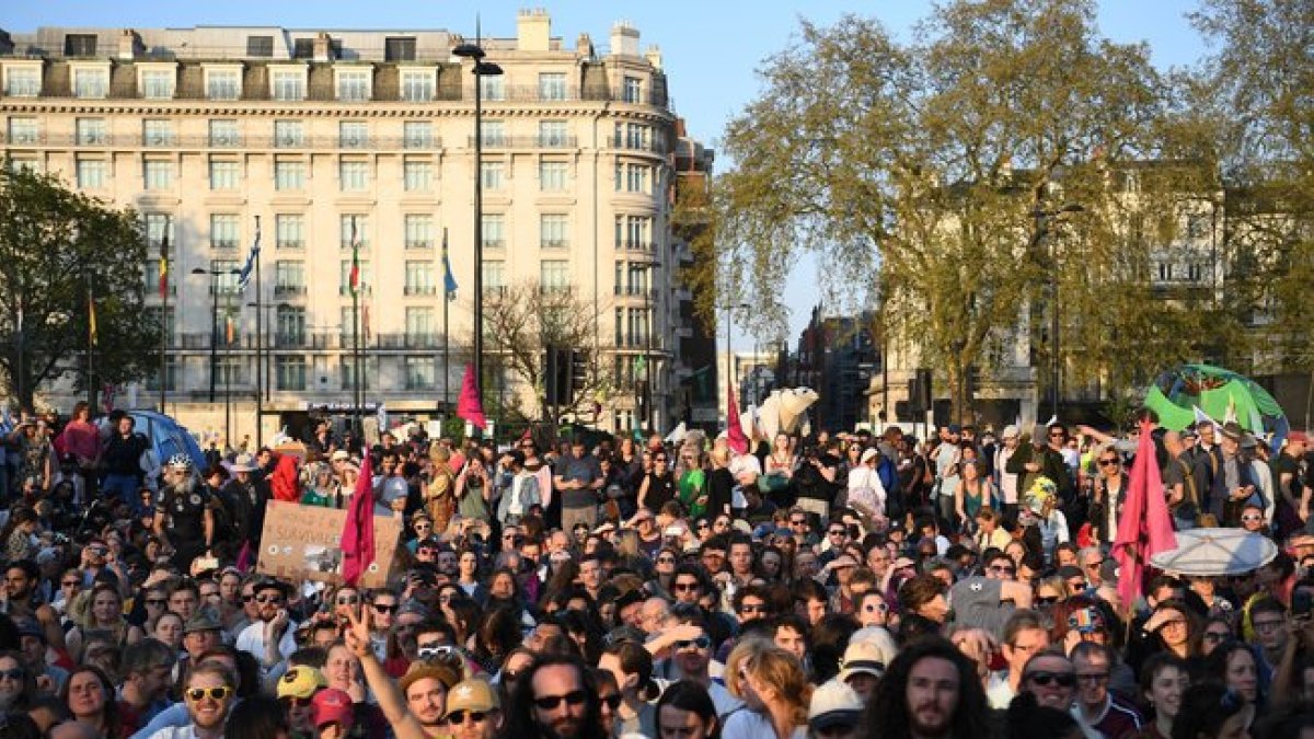 Protestas en Londres contra el cambio climático.-EFE / EPA