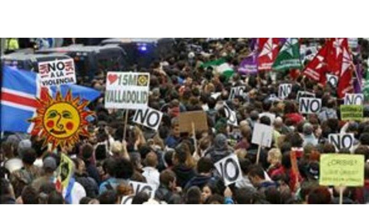 Una imagen de la concentración del pasado 25 de septiembre en el marco de la iniciativa Rodea el Congreso.-EFE / JUANJO MARTÍN