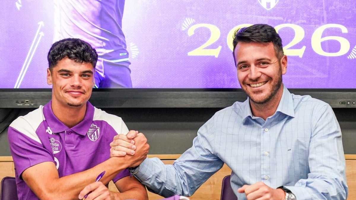 David Torres y Fran Sánchez, tras sellar el acuerdo. / RV / I. SOLA