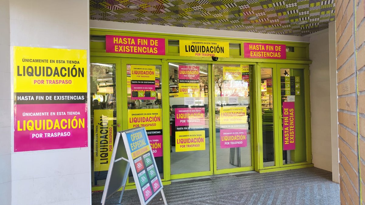 Imagen de archivo de un supermercado en liquidación. E.M.