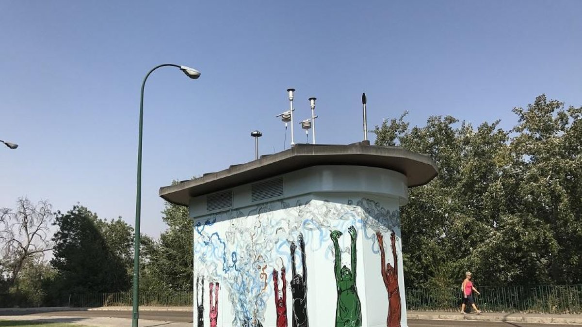 Estación de Control de Contaminación Atmosférica en el barrio Huerta del Rey-ICAL