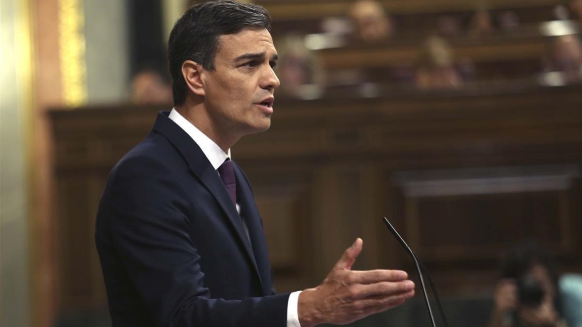 El Presidente del Gobierno y Secretario General del PSOE, Pedro Sanchez, en el Congreso de los Diputados. /-DAVID CASTRO