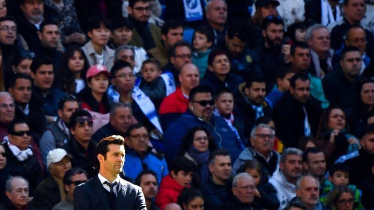 Santiago Solari en un momento del partido que el Madrid perdió ante el Girona.-AFP