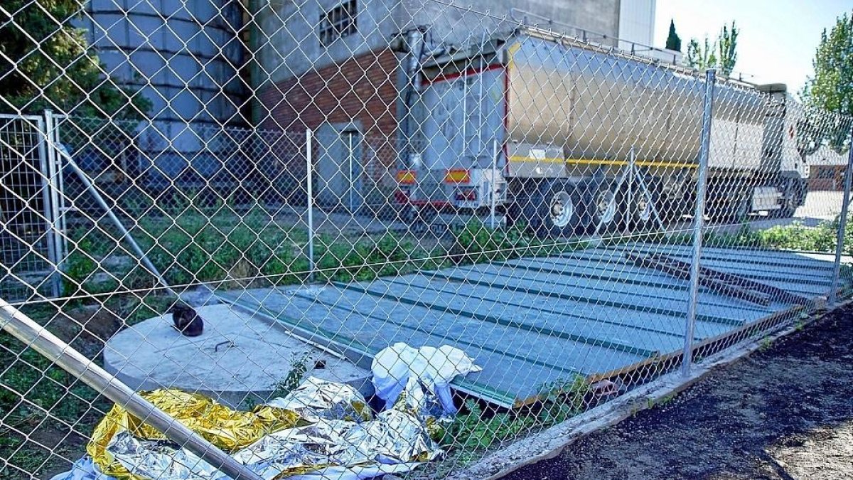 Fosa séptica de Progatecsa en la que se produjo el doble trágico accidente.-ICAL